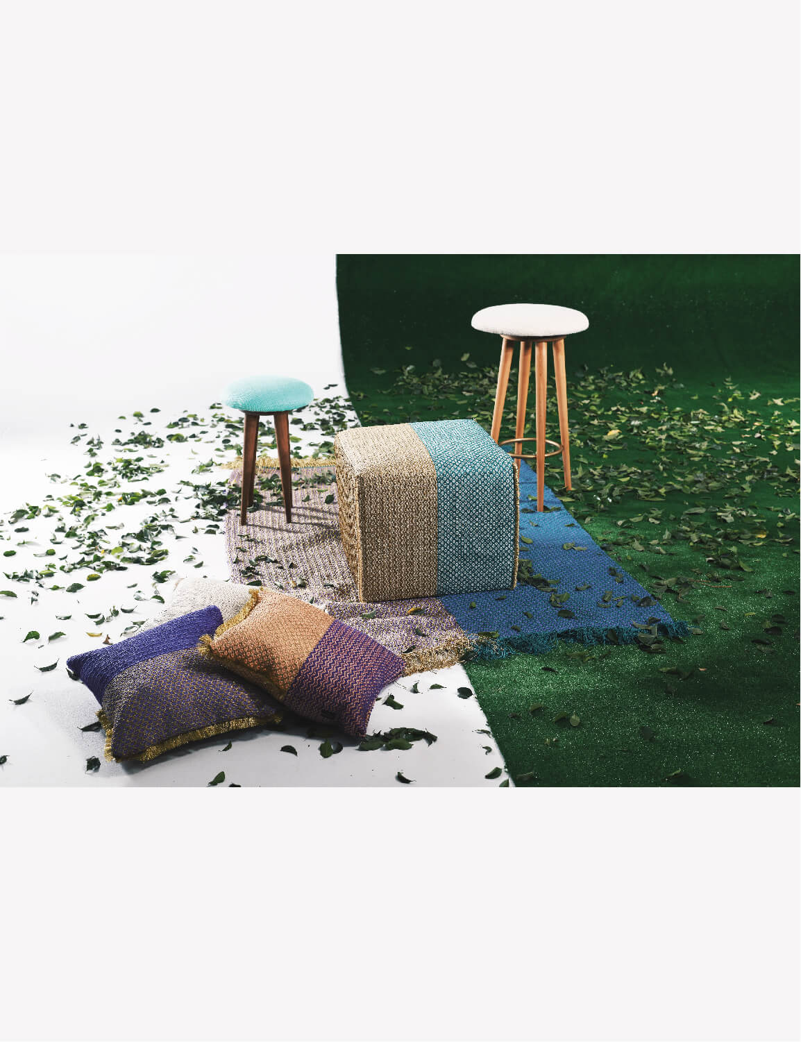 NOMADIC POUF BEIGE