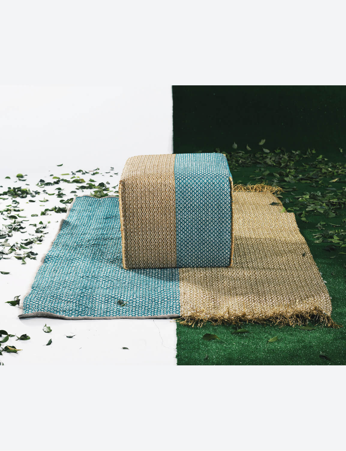 NOMADIC POUF BEIGE